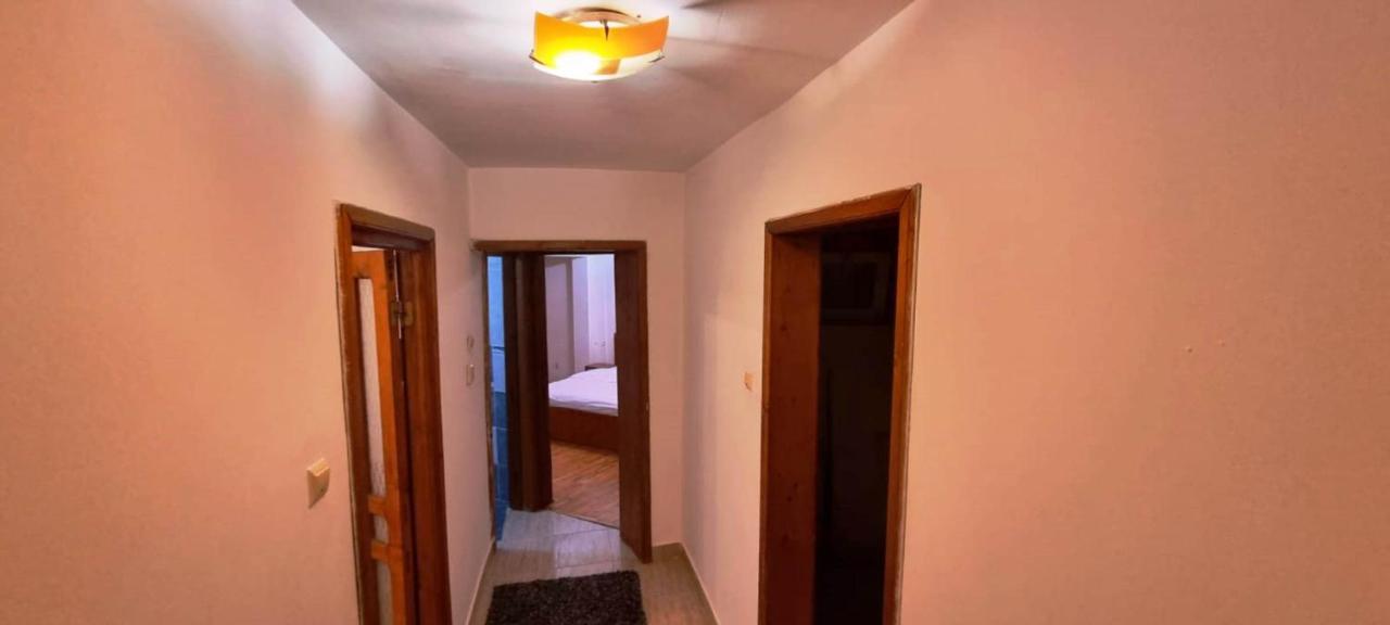 コンスタンツァApartament Florinaアパートメント エクステリア 写真